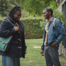 Chinenye Ezeudu como Viv y Kedar Williams-Stirling como Jackson en "Sex Education" - Temporada 4 (Foto: Netflix)