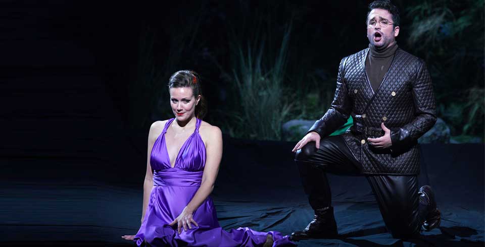 Julie Fuchs y Xabier Anduaga en el 'Rigoletto' que se acaba de estrenar en el Teatro Real. Fotos: Javier del Real