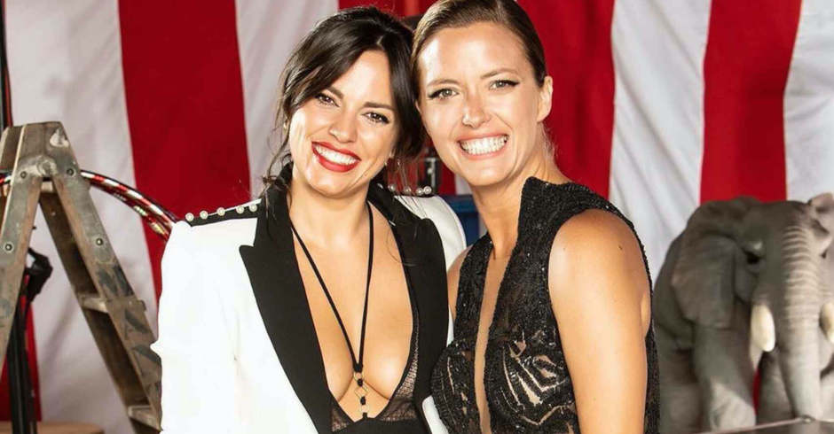 La cantante Martina diRosso y la presentadora María Casado.