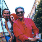 Macarena Rey, Alfonso Llopart, Alaska y Chavela Vargas en el Orgullo de 2001.