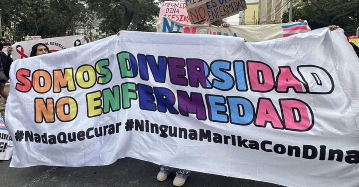 Polémica en Perú después de que el Gobierno califique a las personas trans como enfermas mentales