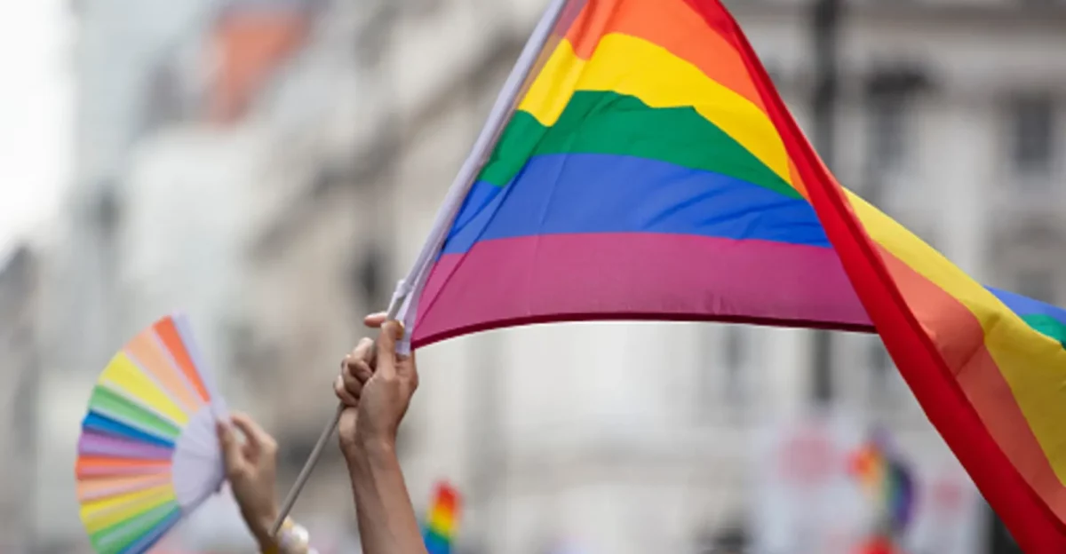 7 de cada 10 españoles han presenciado insultos homófobos a personas del colectivo LGTBIQ+