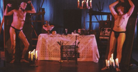 Fotograma de la película 'Poppers'.