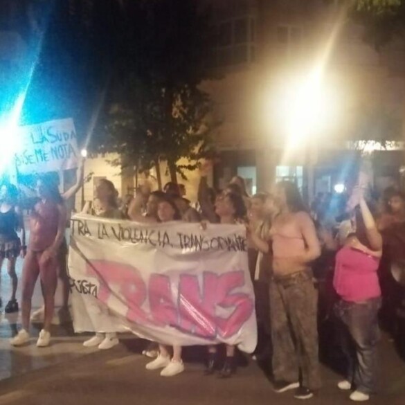 Manifestación LGTBIQ+ en el barrio valenciano de Russafa en contra de las agresiones tránsfobas