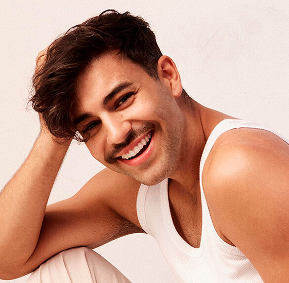 Agoney presenta 'Dicotomía': "El sexo me inspira mucho a la hora de hacer música"