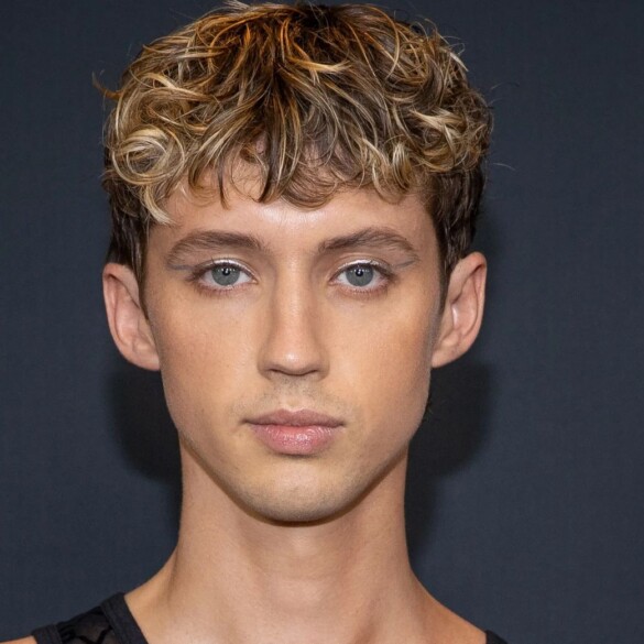 Troye Sivan responde a las críticas LGTBIfobas: "Los heterosexuales no deben usar ciertas palabras"