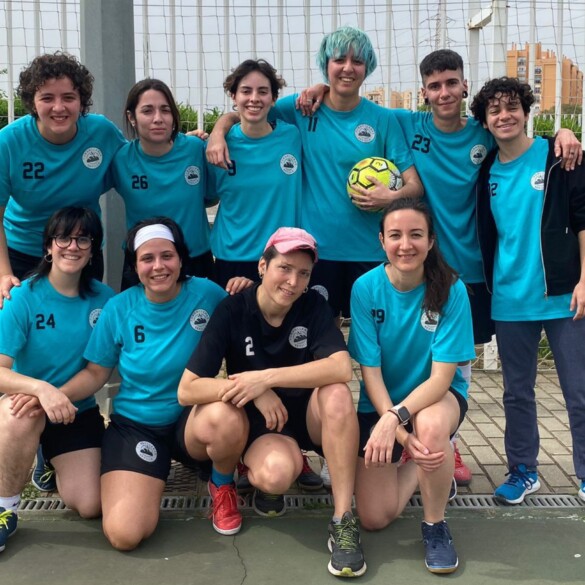 Furbolleras: el equipo de fútbol sala LGTBIQ+ de Sevilla que desafía todos los estereotipos