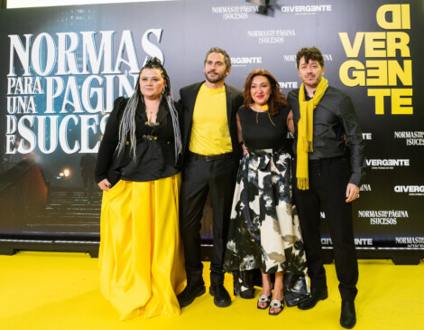 De izquierda a derecha: Silvia Carvalho, presidenta de ISII GROUP; el actor y director Paco León; Lydia Palencia, directora de producción de ISII GROUP, y Juan Manuel López, director general de DIVERGENTE.