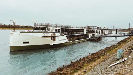 El barco de Riverside Luxury Cruises.