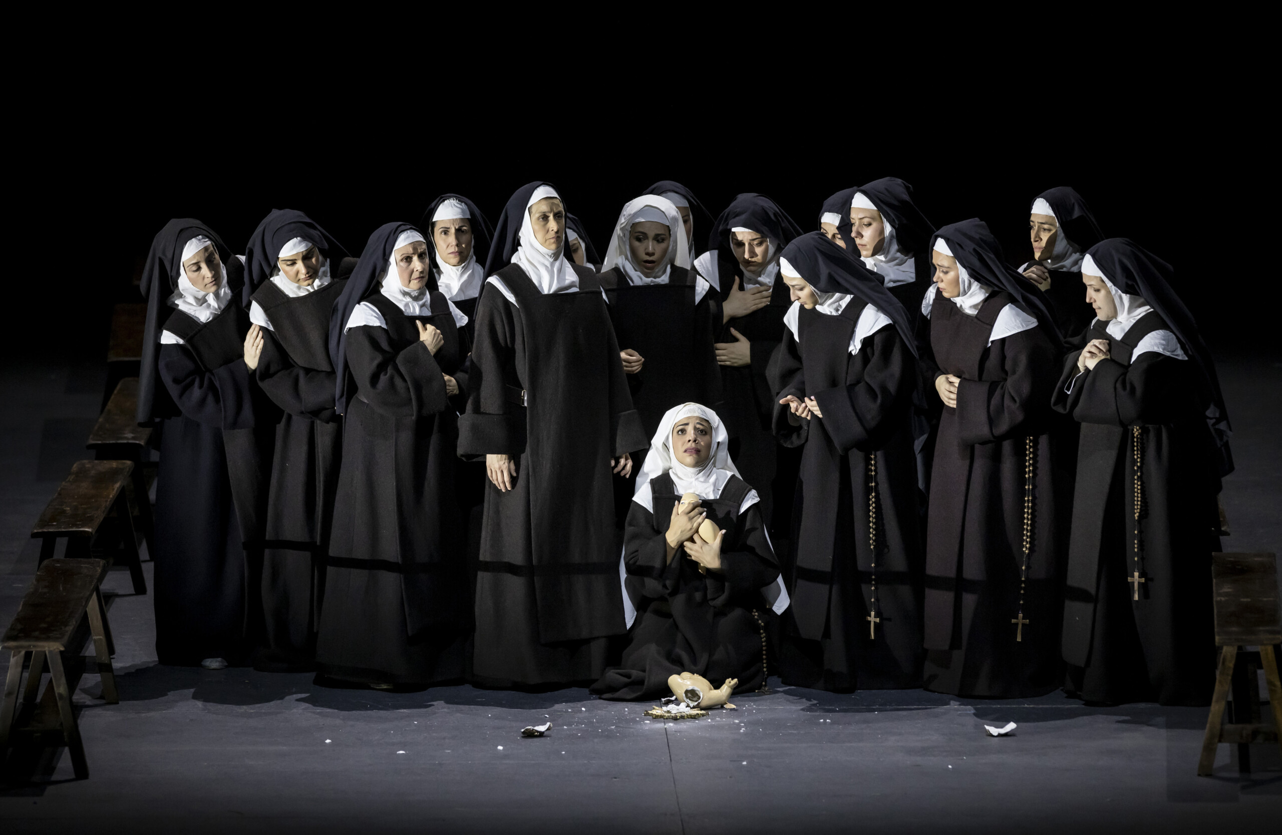 'Diálogo de carmelitas', de Poulenc, en el Palau de Les Arts Reina Sofía de Valencia. . Fotos: Miguel Lorenzo-Mikel Ponce.