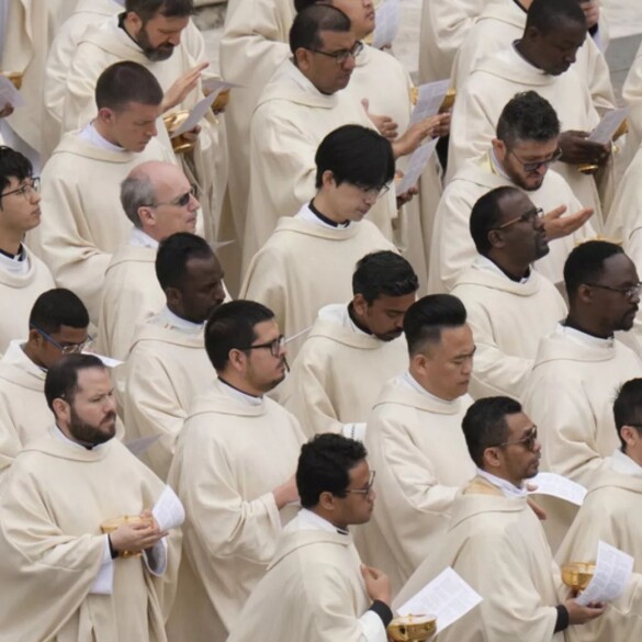 Los hombres homosexuales podrán ser sacerdotes en Italia gracias a una nueva normativa