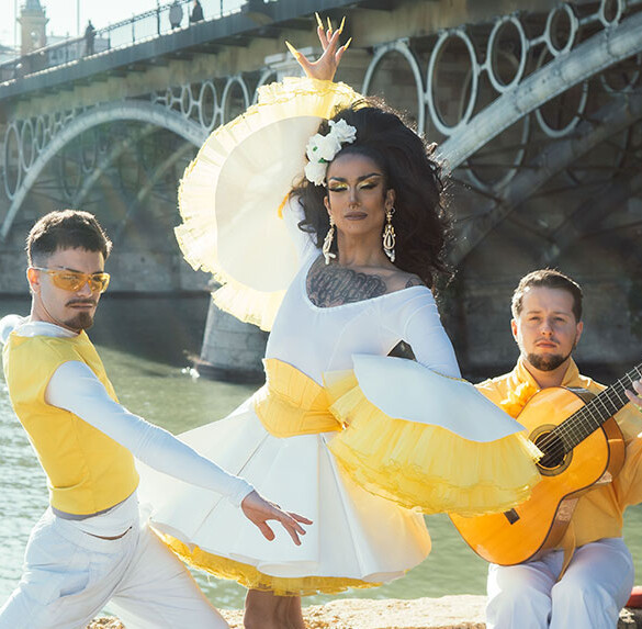 Pakita Spain y Flamenco Queer homenajean a Carmen Sevilla con su su makinera 'Cariño trianero'