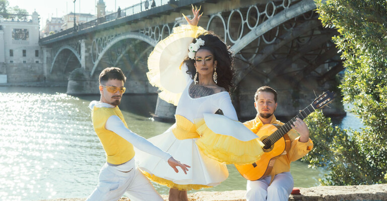 Pakita Spain y Flamenco Queer homenajean a Carmen Sevilla con su su makinera 'Cariño trianero'