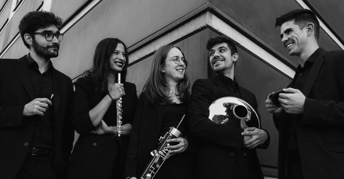 El quinteto de viento SenArts llevará a cabo un fascinante recorrido musical con el título 'Viaje en el Tiempo' dentro del ciclo de conciertos de cámara Salón del Ateneo.