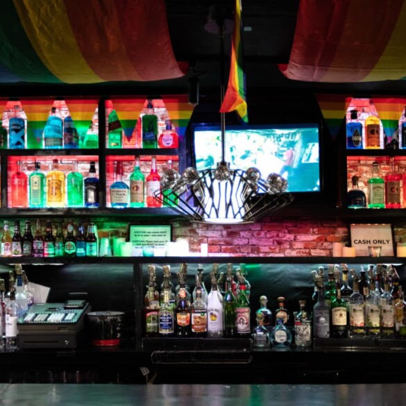 Barracuda Lounge, el icónico bar gay de Nueva York, cierra después de treinta años