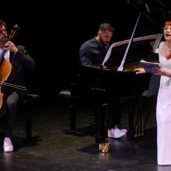 El (delirante) show de Patricia Petibon pone patas arriba el Ciclo de Lied en el Teatro de La Zarzuela