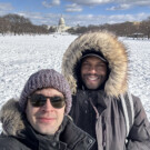 Toni Codinas y su marido en Washington D.C.