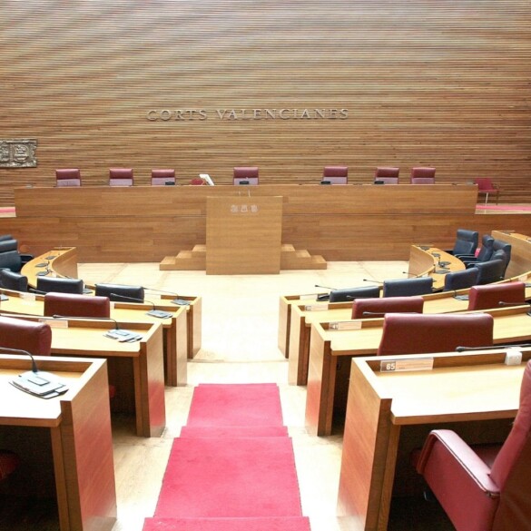 PP y Vox modifican la ley Trans valenciana y abren las puertas a las terapias de conversión