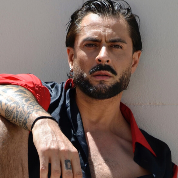 Javi Mota nos entrega 'La llave' para que abramos todas nuestras puertas sin miedo (y con libertad)