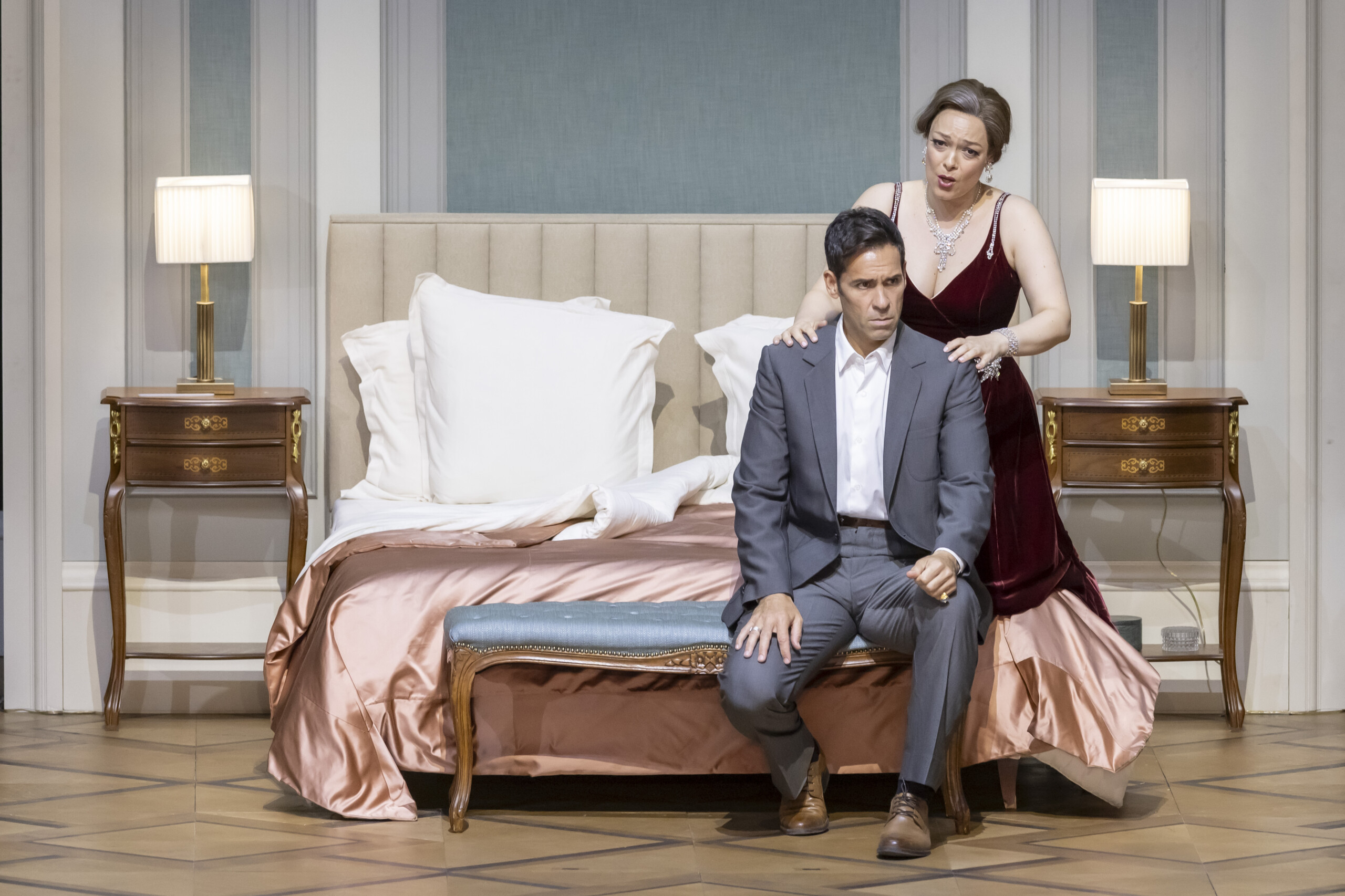 'Roberto Devereux' cierra la 'trilogía Tudor' de Donizetti en Les Arts de Valencia. Foto: Miguel Lorenzo-Mikel Ponce.