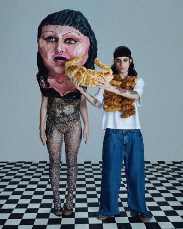 Jimena Amarillo y su alter ego trans, 'Angélika'. Foto: Haizea Oqueta.