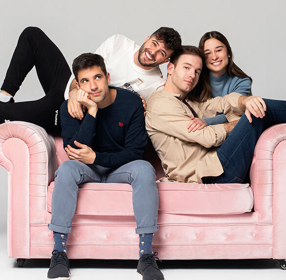 'Manual básico de lengua de signos para romper corazones', una romántica obra que celebra la diversidad regresa a Madrid