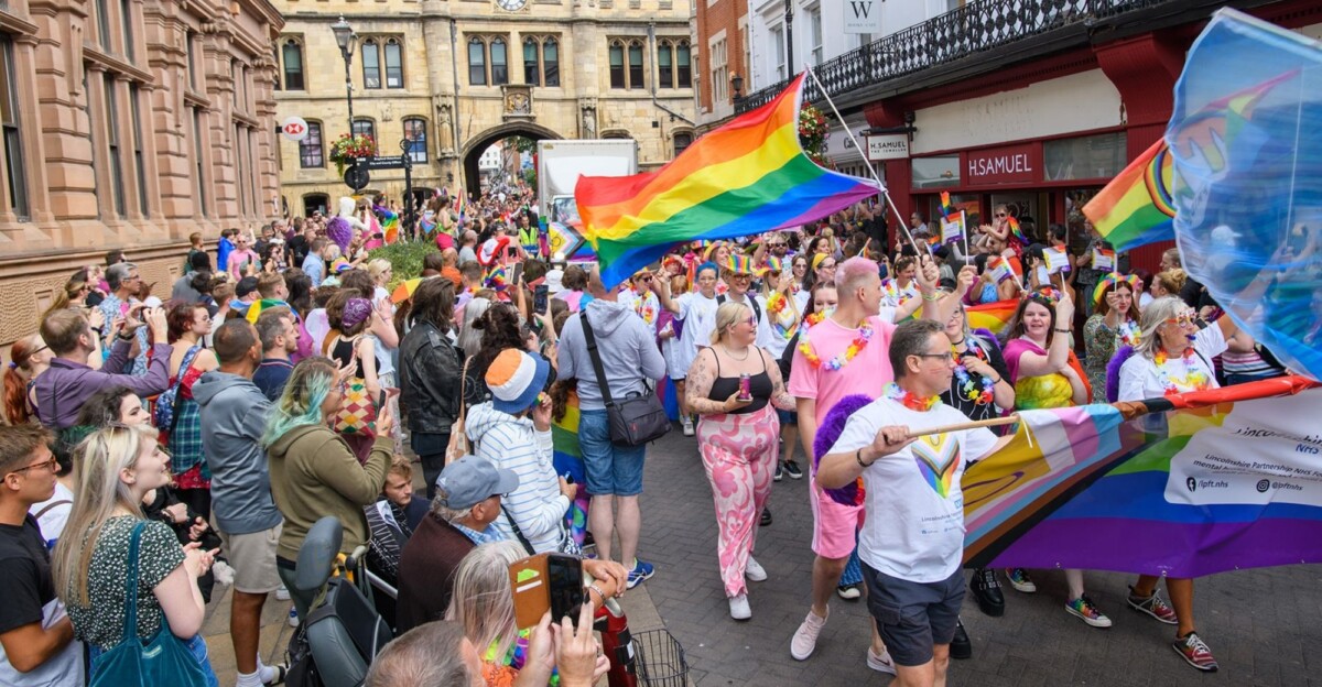 Varias ciudades de Reino Unido cancelan la celebración del Orgullo LGTBIQ+