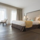 Así es su maravillosa habitación doble estándar.