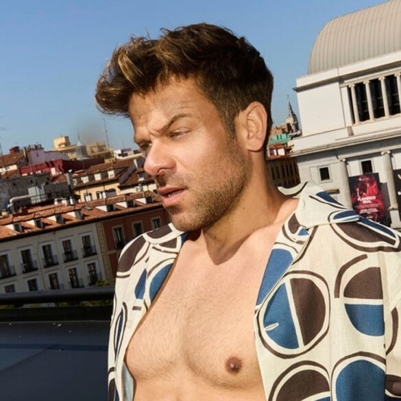 Ricky Merino: "Me planteo si se usa la misma vara de medir con un artista homosexual que con uno heterosexual"