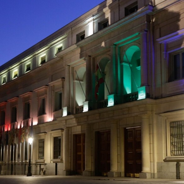 La fachada del Senado se iluminará con los colores del arcoíris durante el Orgullo LGTBIQ+ en Madrid
