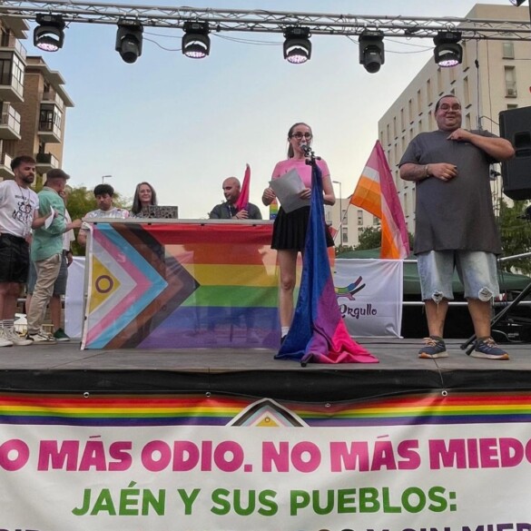 Zahara se reivindica como mujer bisexual en el pregón del Orgullo LGTBIQ+ de Jaén