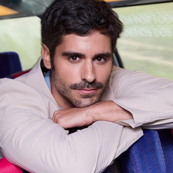 Miguel Diosdado, a todo tren con OUIGO: "Las historias LGTBIQ+ en el cine sirven para crear referentes para los más jóvenes"