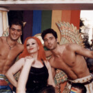 En el año 2000, Alaska y Mario en nuestra carroza.
