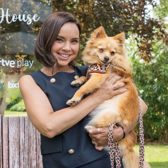 Chenoa vuelve a triunfar (y emocionar) con el programa 'Dog House'