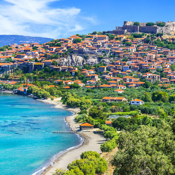 Recorre (y siente) la Grecia más LGTBIfriendly: un destino que lo tiene todo