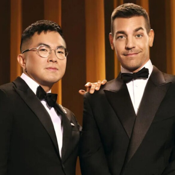 Bowen Yang y Matt Rogers ('Las culturistas') entregan los premios más LGTBIQ+ de la cultura pop