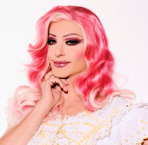 Kika Lorace: "Llevar quince años en el travestismo me llena de orgullo, y me quedo solo con lo bueno"