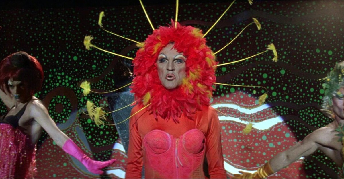 Adiós a Terence Stamp, una de las reinas protagonistas de 'Las aventuras de Priscilla, reina del desierto'