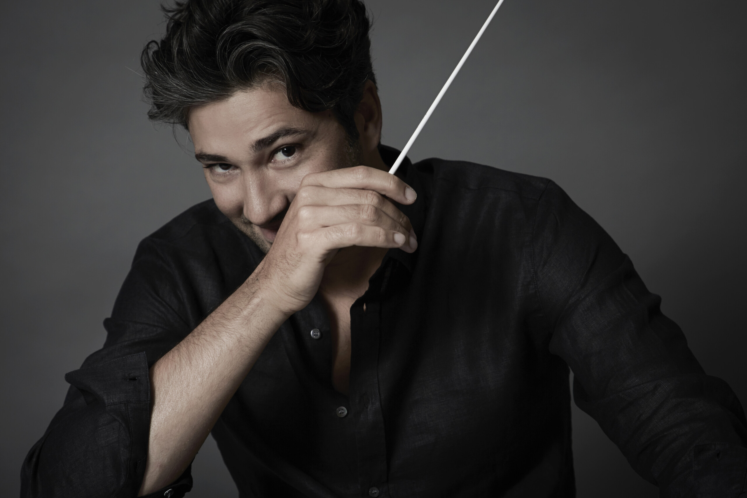 David Afkham está ligado a la OCNE desde 2014. Foto: Gisela Schenker.