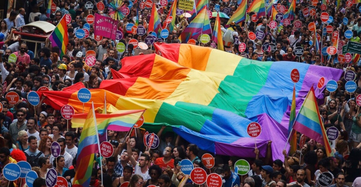 Mánchester y el oeste de Irlanda compiten por el EuroPride 2028