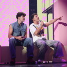 Gala 1 de 'Operación Triunfo': Guille Toledano y Crespo cantan 'Mariposas'