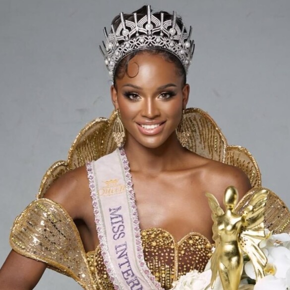 Midori Monet, nueva reina de la belleza trans