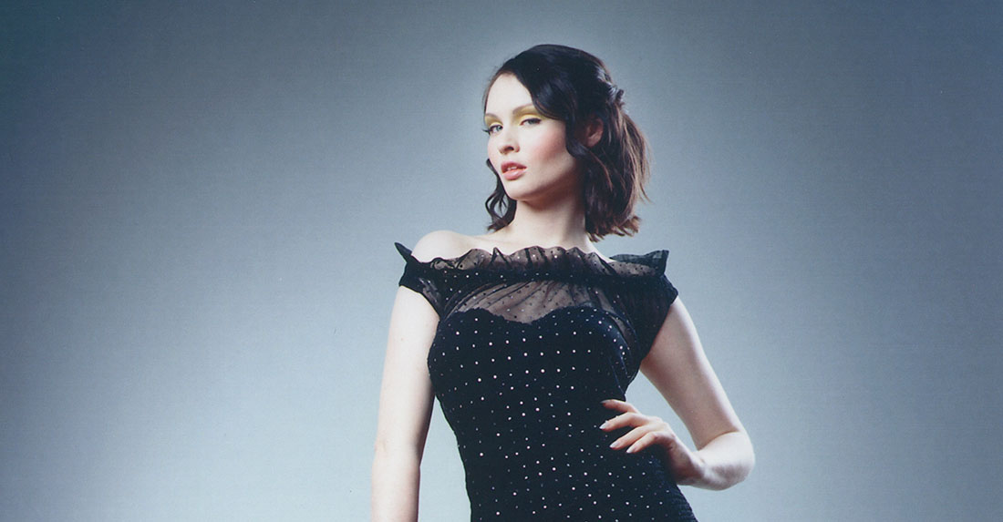 La diva británica regresa al disco-pop que tantas alegrías le ha dado en su carrera. Foto: Lee Strickland