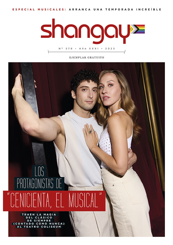 Portada de la revista Una travesti sorprende cantando en el metro