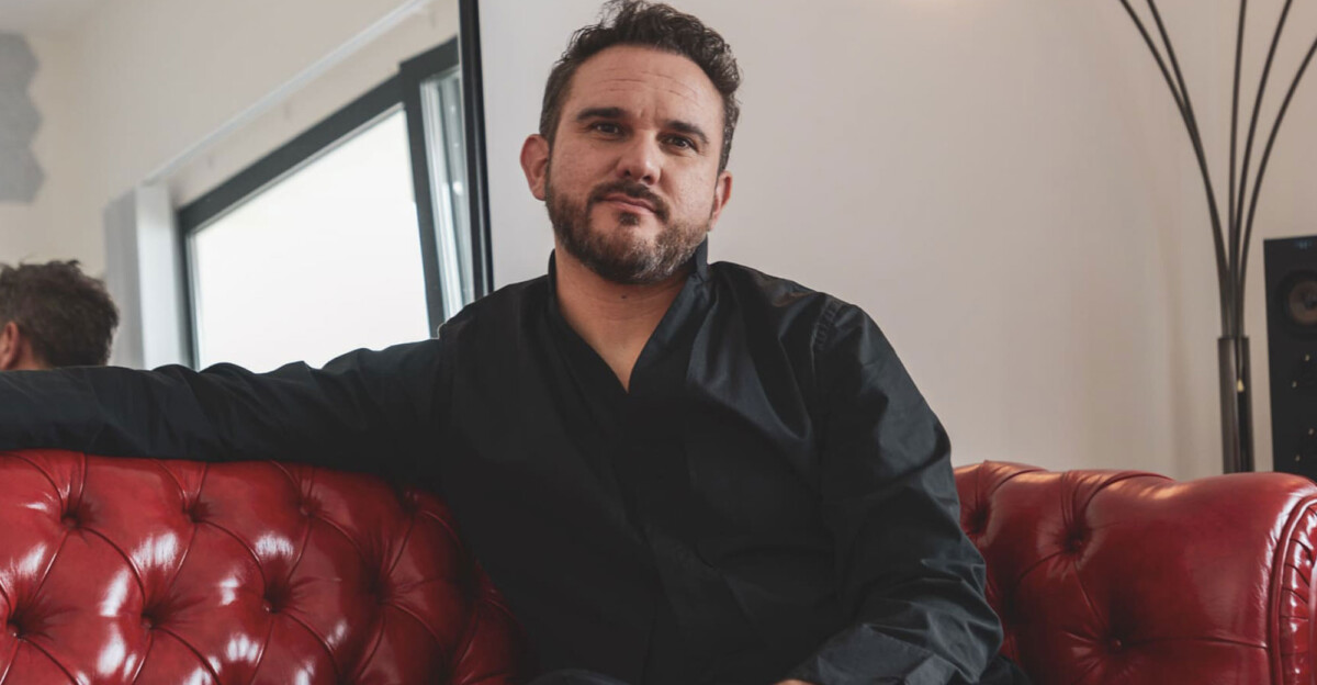 El tenor granadino, que tiene una amplia carrera en roles mozartianos o del bel canto, estrena esta ópera contemporánea de Francisco Coll. Foto: Foto--Naemi Ueta.