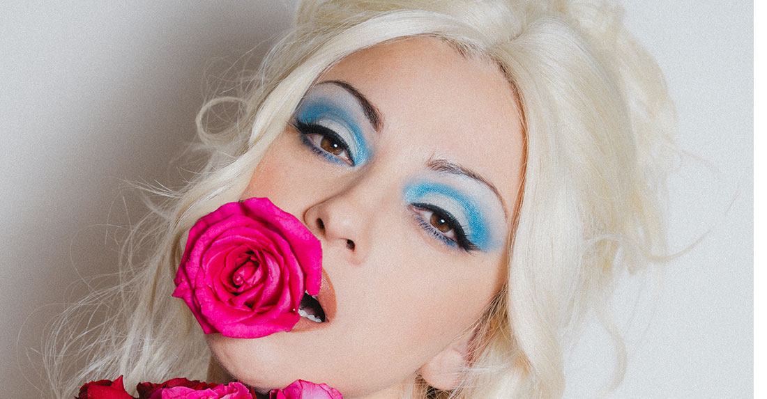 Mon Laferte, siempre imprevisible y poderosa. Foto: Mayra Ortiz