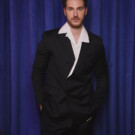 Traje de KARL LAGERFELD Camisa MOSCHINO