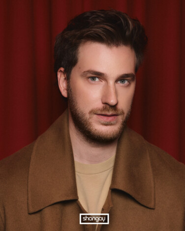 Manu Vega para Shangay