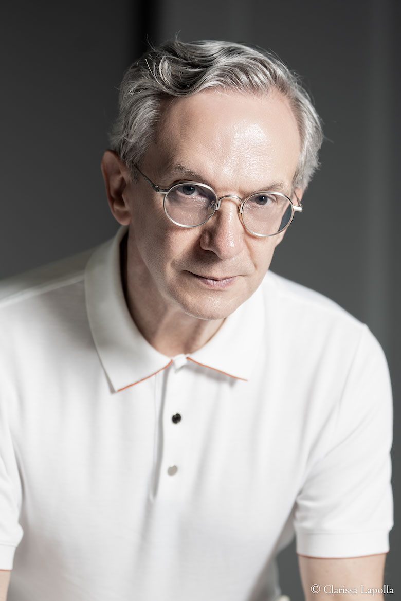 El maestro italiano Fabio Luisi viene a Madrid para dirigir a la Orquesta y Coro Nacionales de España. Foto: Clarissa Lapollaph.