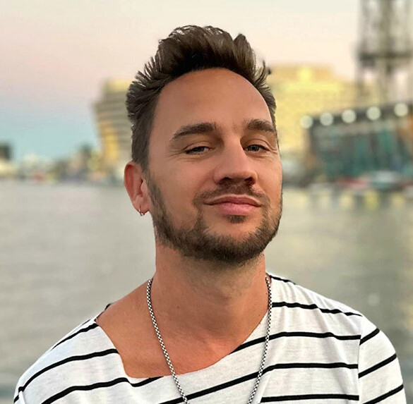 Pablo Wessling publica 'Amore': "Las relaciones que se crean entre personas LGTBIQ+ pueden ser muy únicas"